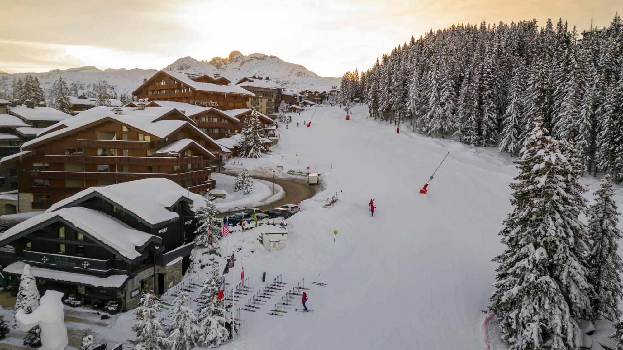 Le Lana Hotel Courchevel Bagian luar foto